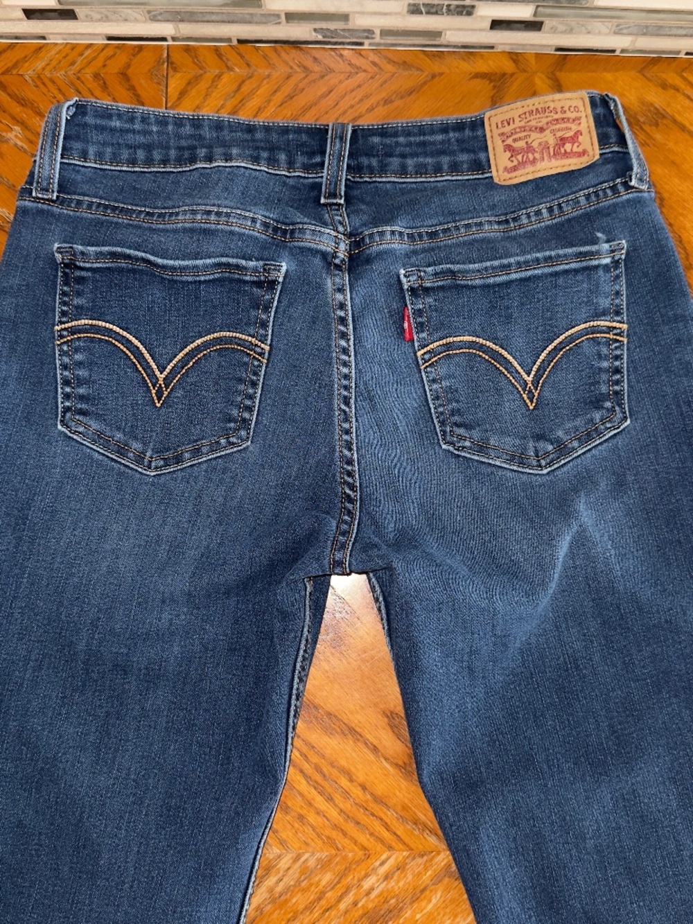 Levi’s 535 Super Skinny Jeans Size 29 Dark Medium Wash Stretch Denim